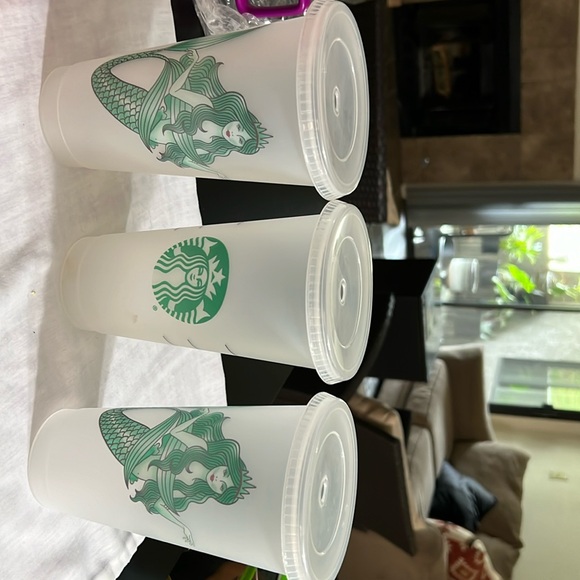 Starbucks Mermaid Plastic Cups - NWTO - Picture 1 of 3